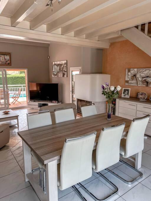 Magnifique Maison A Lentilly - Piscine Zewnętrze zdjęcie